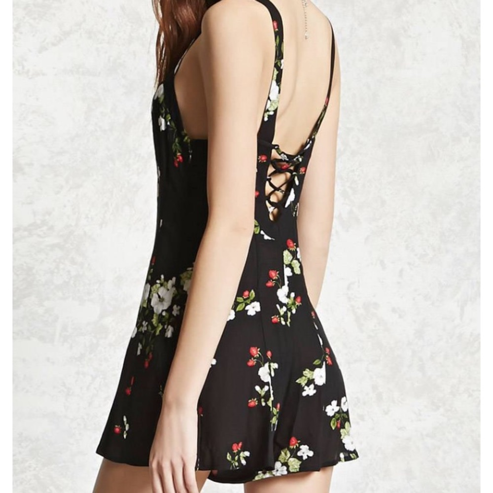 NWOT- Crisscross-Back Romper